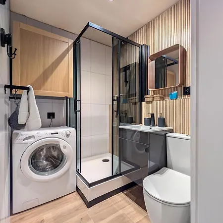 Urban Elegance By Bookinghost Wrocław